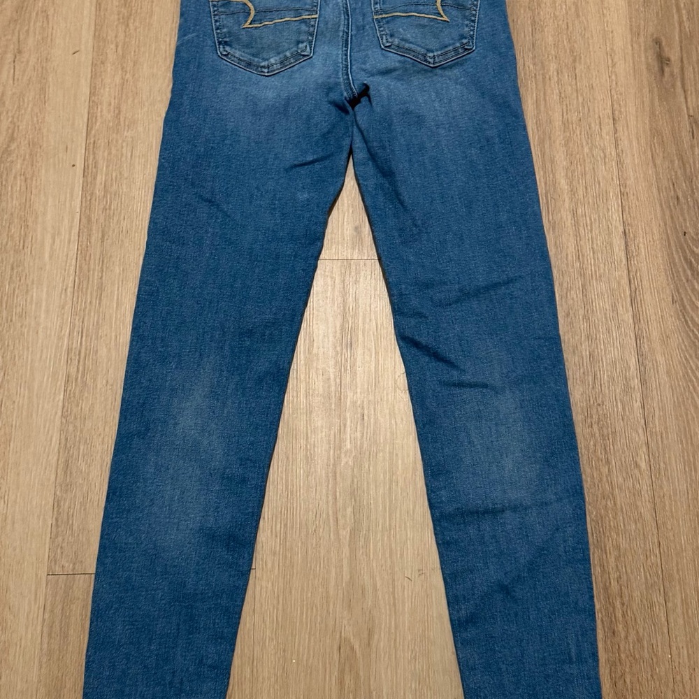 American Eagle Women's Denim Hi-Rise Jegging Next Level Stretch Jeans size 4 - Picture 4 of 5